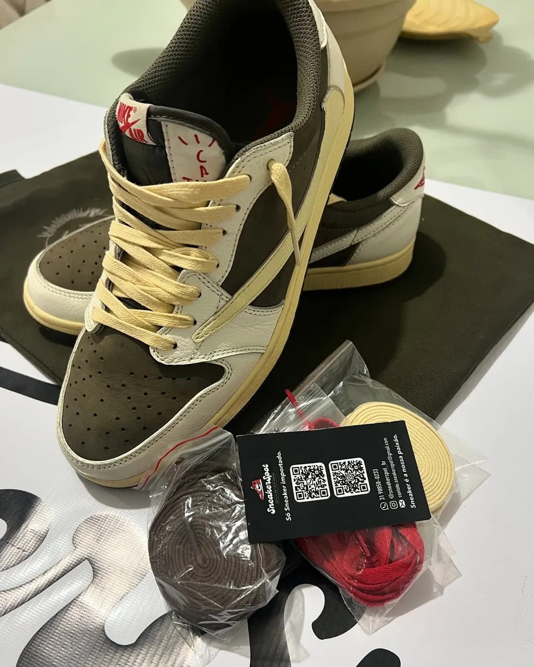 Travis Scott x Air Jordan 1 Low Reverse Mocha